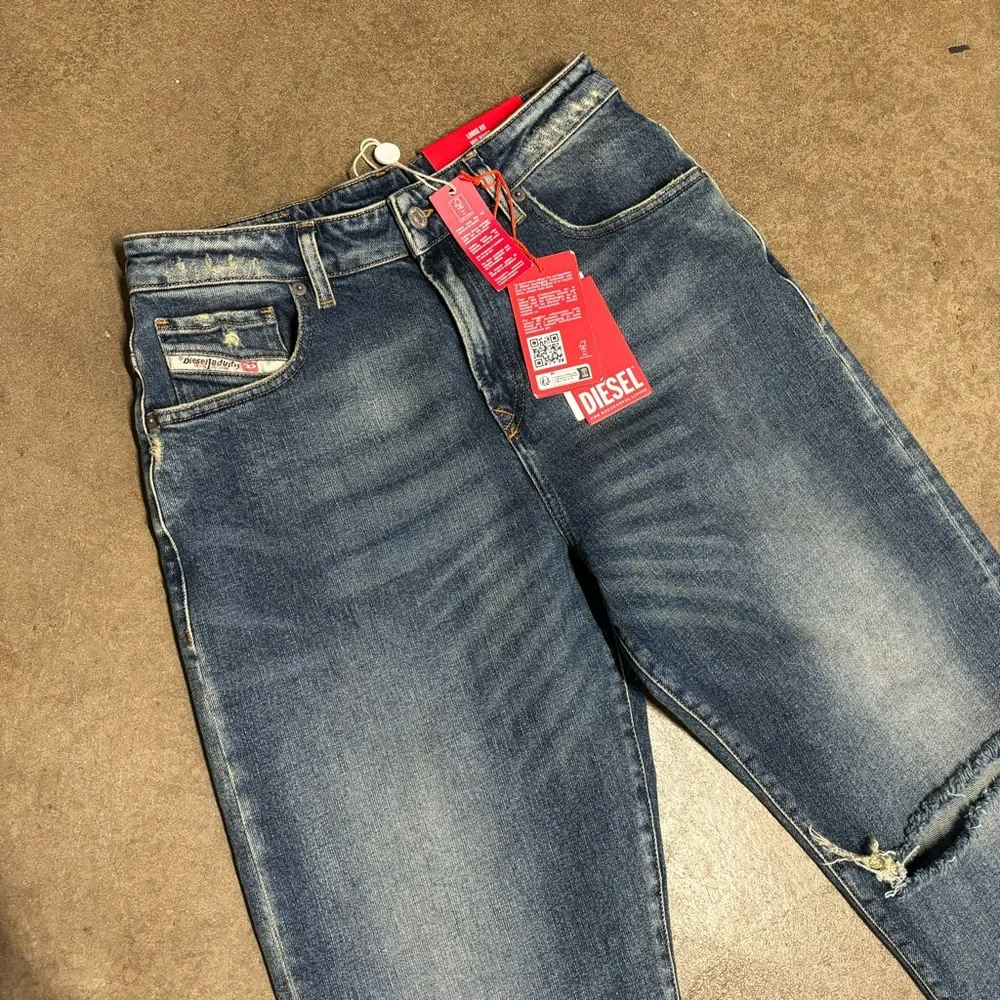 Diesel Jeans - Picture 3 of 8